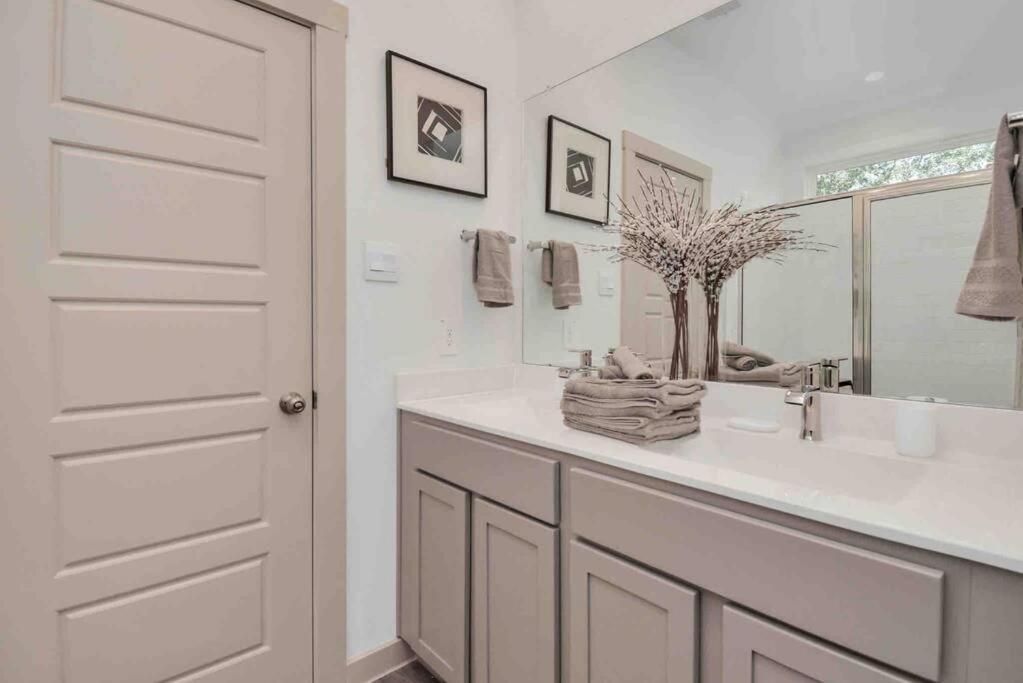 4Bedroom Escape - Near Med Center With Backyard 휴스턴 외부 사진