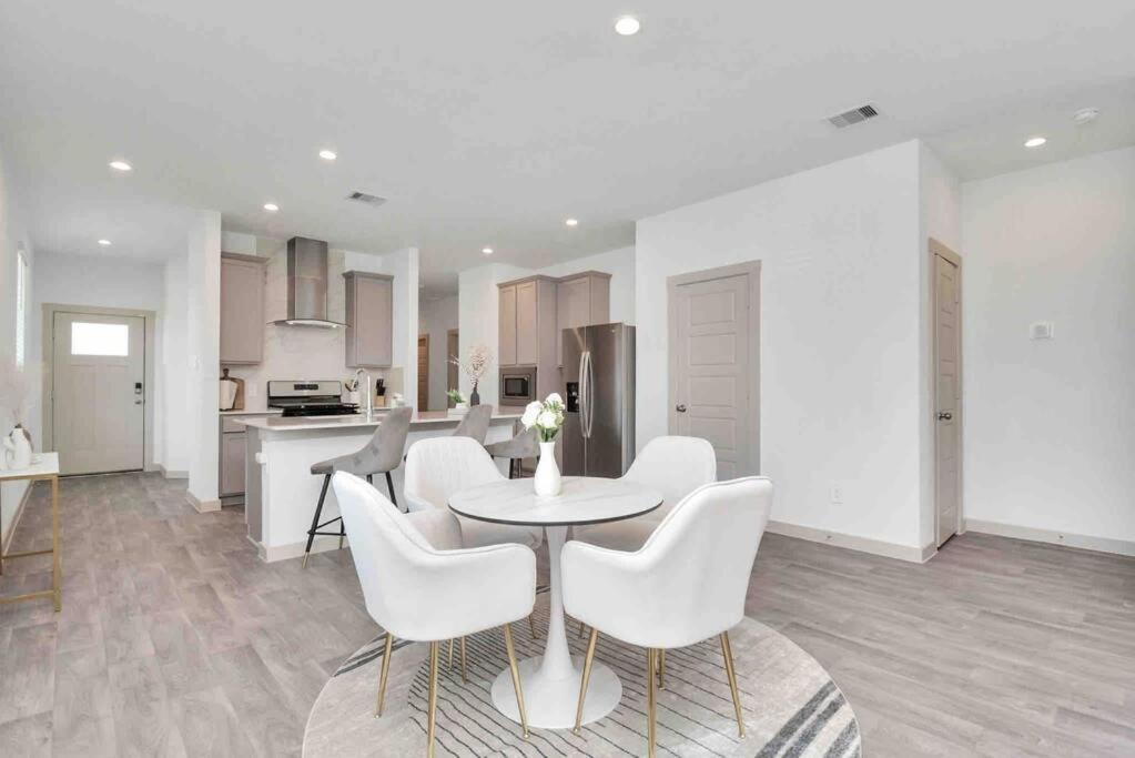 4Bedroom Escape - Near Med Center With Backyard 휴스턴 외부 사진